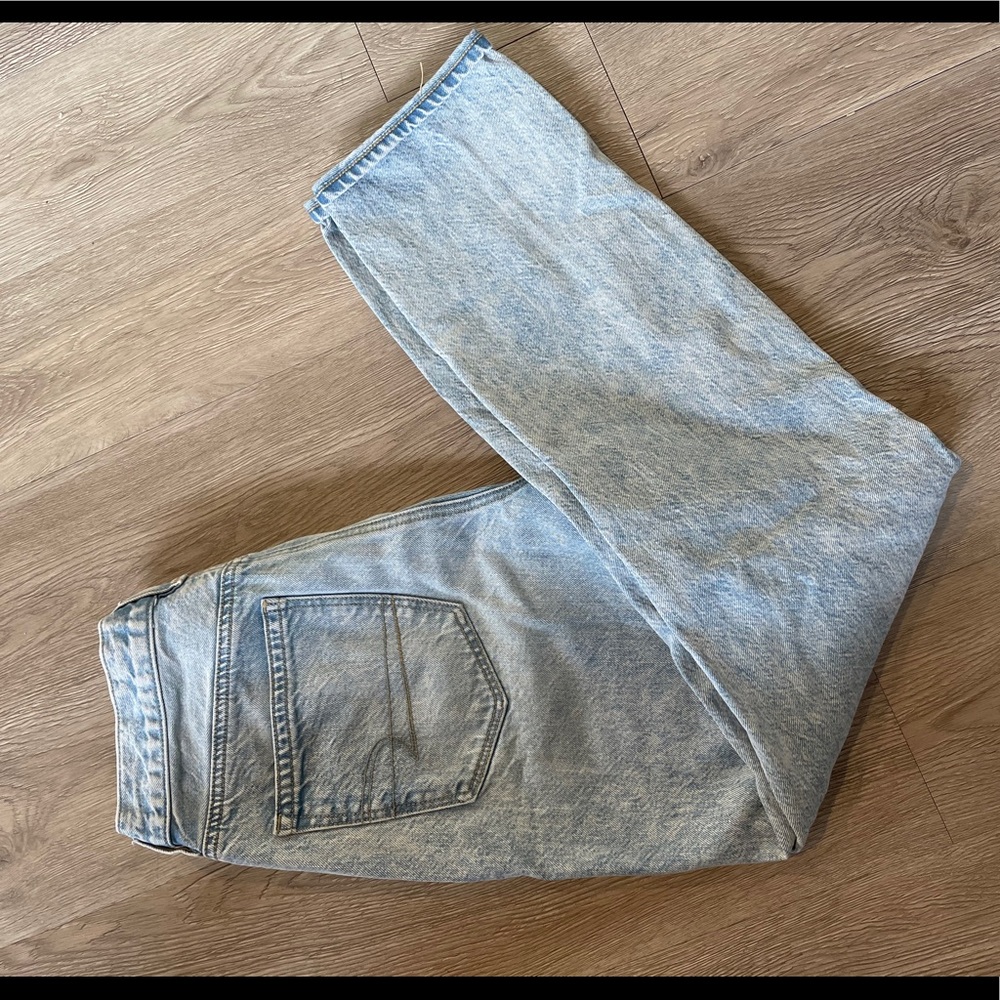 America Eagle Boyfriend Jeans